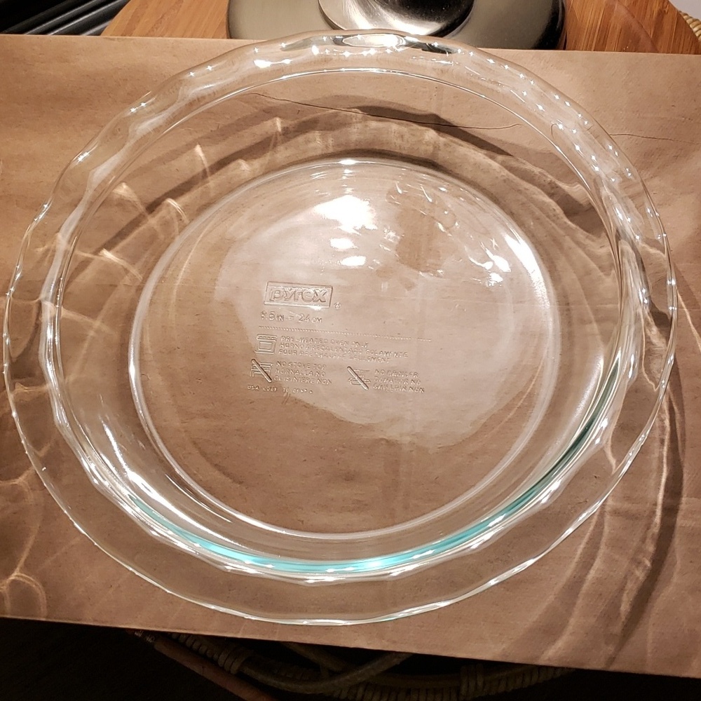 Pryex 11in pie plate USA